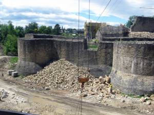 busy mass antique Reportaj: Cum a fost salvata Cetatea de Scaun a Sucevei de cutremurul din  1977 » Monitorul de Suceava - Joi, 1 August 2013