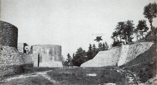 Cetatea în anii 50 şi 60, înainte de debutul marilor lucrări din 1962