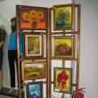 Expoziţia de pictură „O pată de culoare” etalează 35 de lucrări