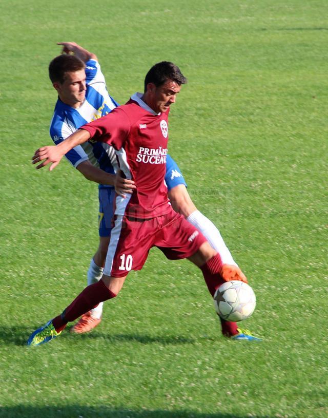 Căinari a reușit un hattrik, marcând trei din cele șase goluri în meciul cu Aerostar Bacău