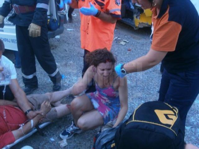 14 persoane au fost rănite, doua fiind în stare critică. Foto: Orizont.info