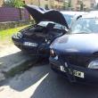 Accident la ieşirea din Suceava, după ce un şofer a virat prin faţa maşinii de pe contrasens