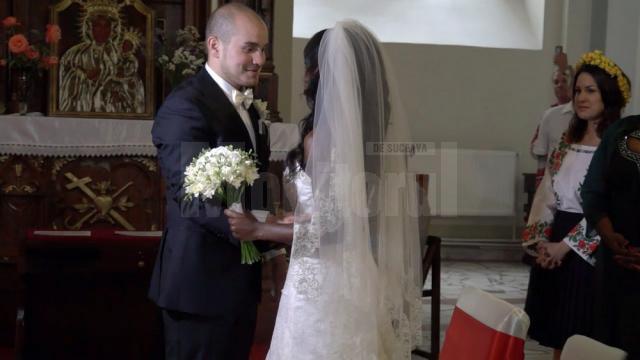 Nepotul interpretului Alexandru Dumbravă s-a căsătorit cu o tânără din Rwanda