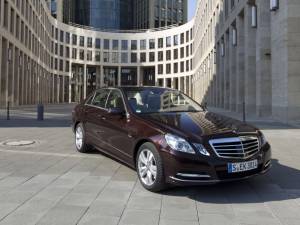 Mercedes va utiliza materiale ultraușoare pentru E-Klasse