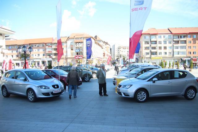 Salonul Auto Bucovina a adus în faţa sucevenilor 80 de modele de maşini de la 10 producători de marcă