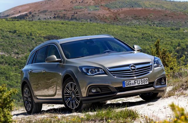 Opel lansează oficial noul Insignia Country Tourer