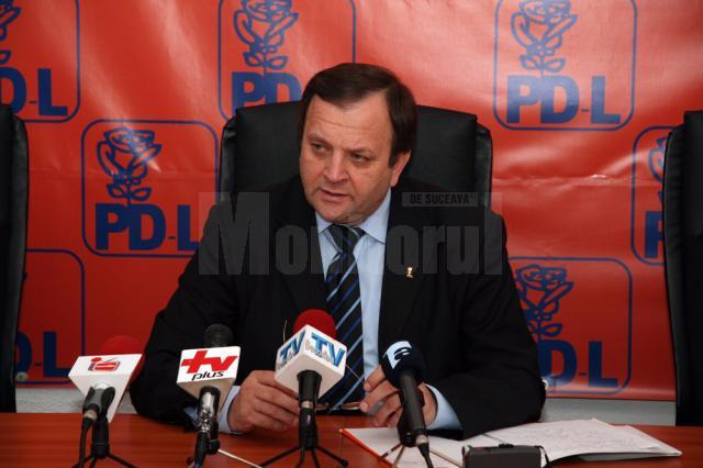 Gheorghe Flutur: „USL trebuie să-şi asume nereuşita, prin demiterea responsabililor de proasta pregătire a noului an școlar”