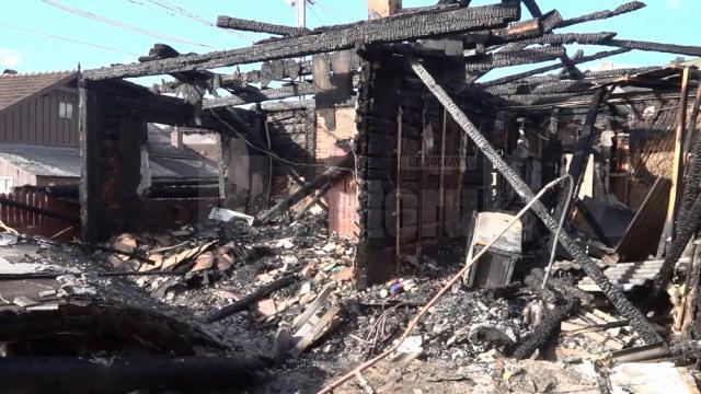 Explozia urmată de incendiu s-a produs în noaptea de 5 spre 6 septembrie, în jurul orei 3.00, pe strada Livada Poştei din Gura Humorului