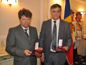 Ioan Pavăl şi Mihiai Chiriac sunt singurii din judeţul Suceava care au fost distinşi cu medalia „Mihai Eminescu”