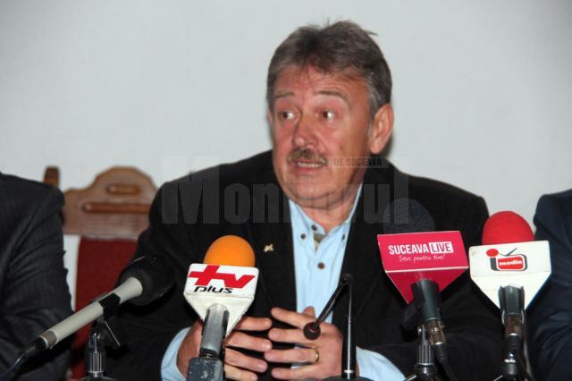 Marius Ursaciuc si-a anunţat în mod oficial candidatura pentru şefia PNL Suceava