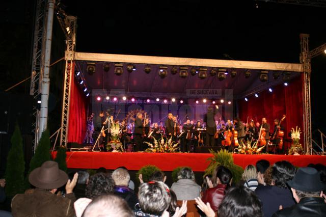 Regal de operă în aer liber, în prezenţa a 4.000 de spectatori