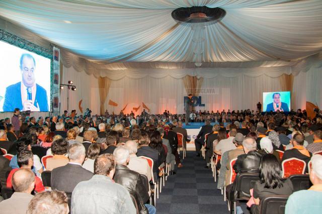 1.500 de membri PDL au fost prezenţi la alegerea lui Ioan Balan la şefia PDL Suceava