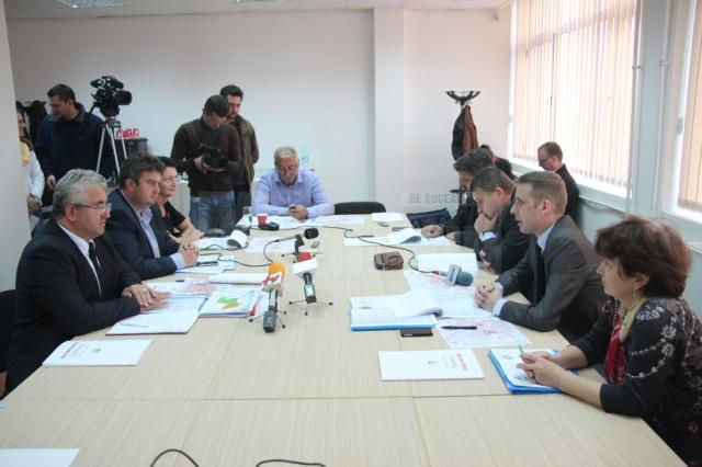 Autorităţile din Suceava şi Botoşani vor colabora pentru atragerea de fonduri europene
