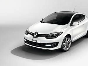 Renault Megane se înnoiește tehnic și stilistic