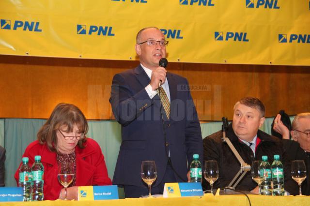 Băişanu l-a învins pe Ursaciuc şi a obţinut al doilea mandat de preşedinte al PNL Suceava