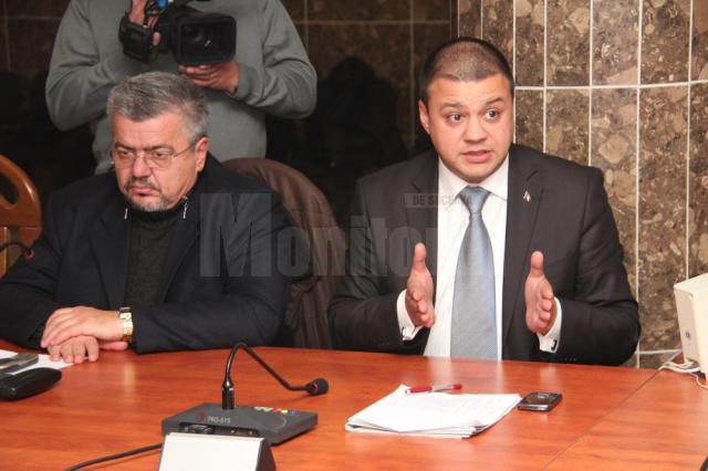 Şedinţa de ieri a Consiliului Local a durat aproape două ore, la finele cărora nu s-a luat nici o decizie concretă privind asigurarea căldurii populaţiei