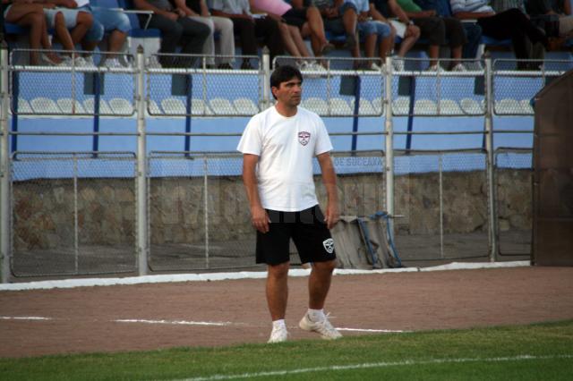 Cele două schimbări efectuate la pauză de antrenorul Bogdan Tudoreanu n-au avut darul să schimbe în bine jocul Rapidului