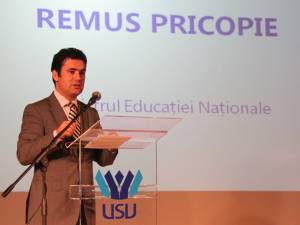 Ministrul Educaţiei Naţionale – Remus Pricopie