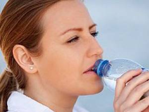 Cât de bună este apa pentru organism: Lucruri care fac din consumul de apă un pericol pentru sănătate