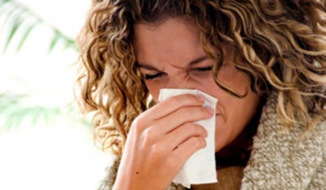 Numărul bolnavilor cu afecţiuni respiratorii de sezon este în creştere. Foto: www.descopera.ro