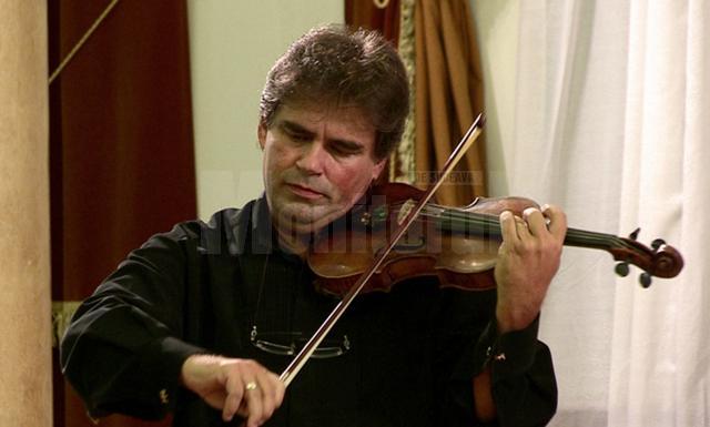 Violonistul Gabriel Croitoru va ajunge la Grăniceşti, cu turneul „Vioara lui George Enescu”