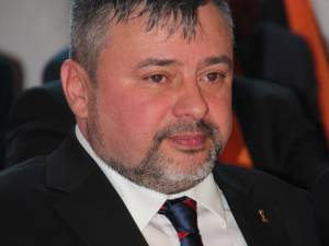 Preşedintele Organizaţiei Municipale Suceava a PDL, deputatul Ion Balan