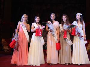 Câştigătoarele concursului de miss de la Colegiul Naţional “Ştefan cel Mare”