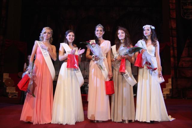 Câştigătoarele concursului de miss de la Colegiul Naţional “Ştefan cel Mare”