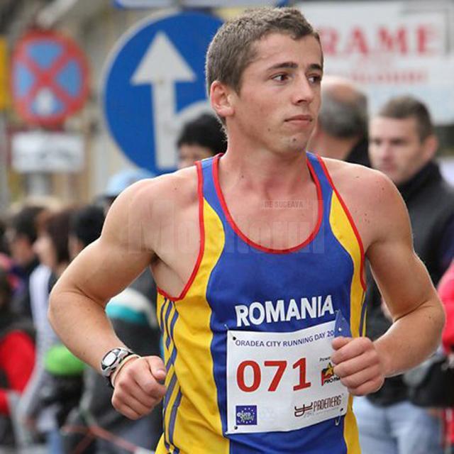 Iulian Roşu a izbutit să urce pe cea mai înaltă treaptă a podiumului de premiere în concursul de la tineret
