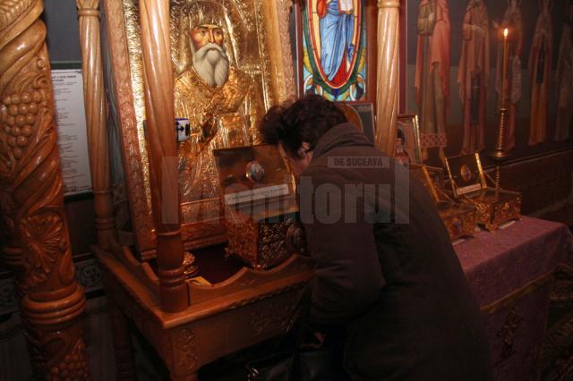 Biserica Spitalului Judeţean Suceava sărbătoreşte sâmbătă hramul de Sfântul Ierarh Nectarie