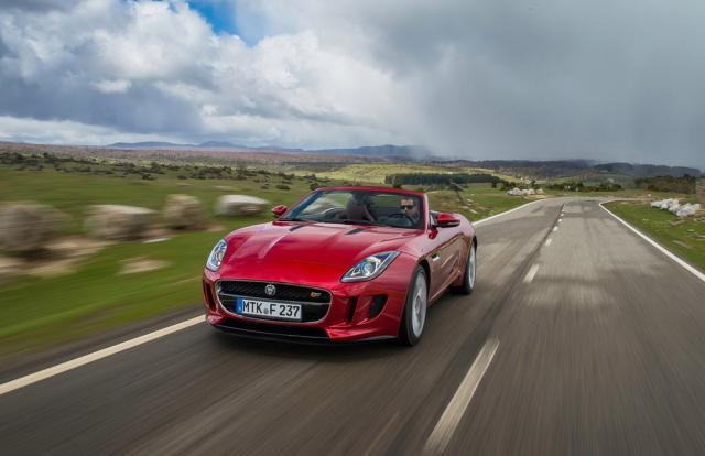 Jaguar va lansa luna aceasta rivalul lui Porsche 911