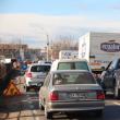 Traficul rutier, dat peste cap pe sensul unic de ieşire din Suceava spre Gura Humorului