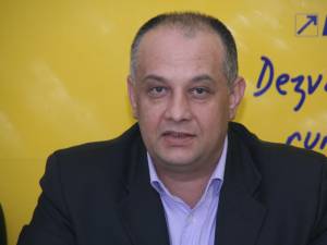 Preşedintele Organizaţiei Judeţene Suceava a PNL, deputatul Alexandru Băişanu