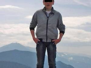 Tânărul ucis avea 17 ani şi era elev la un liceu din municipiul Câmpulung Moldovenesc