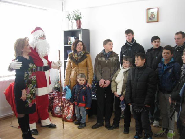 Sanda-Maria Ardeleanu a primit colindători la biroul său parlamentar din cartierul Ițcani