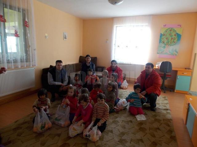 Carrefour Suceava a oferit cadouri pentru copiii de la Aşezământul „Sfântul Ierarh Leontie” Rădăuţi