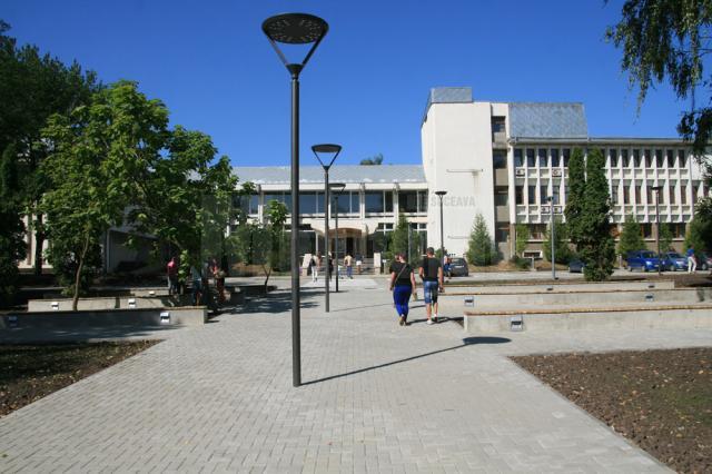 Universitatea „Ştefan cel Mare” Suceava scoate la concurs 26 de posturi didactice vacante