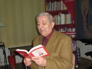Poetul Ion Cozmei, coordonatorul Cenaclului literar Mihail Iordache