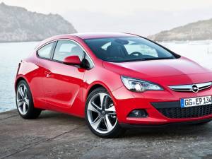Opel Astra GTC primește noul motor pe benzină de 200 CP