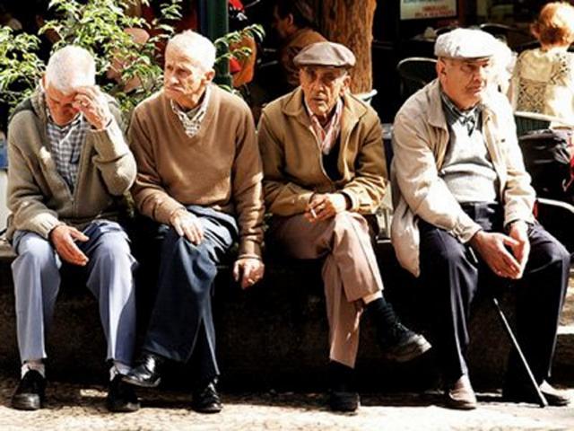 Aproape 5.000 de pensionari vor primi pensii majorate de la începutul acestui an