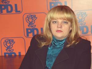 Liderul grupului PDL din Consiliul Local Rădăuți, Mirela Todorese