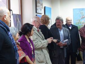 Expoziţia artiştilor participanţi la Tabăra internaţională de pictură „Albastrul poate fi de Voroneţ”