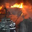 Incendiu de mari proporţii la vila proprietarului pensiunii Bogdăneasa