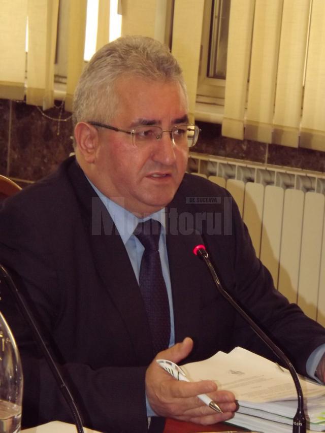 Solicitarea lui Ion Lungu, ca în timpul şedinţei să nu vină vreun consilier cu amendamente „surpriză”, a fost respectată