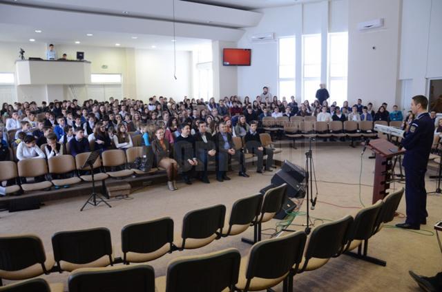 „Ziua internaţională a nonviolenţei în şcoli”, la Liceul Filadelfia
