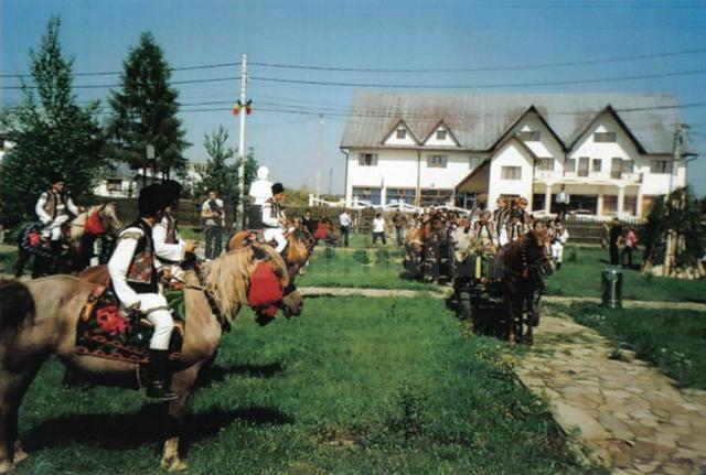 Poiana Stampei ar putea câştiga titlul de „Satul cultural al României”