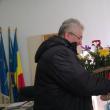 Ion Lungu i-a adus  lui Cătălin Nechifor un cadou şi un buchet de flori