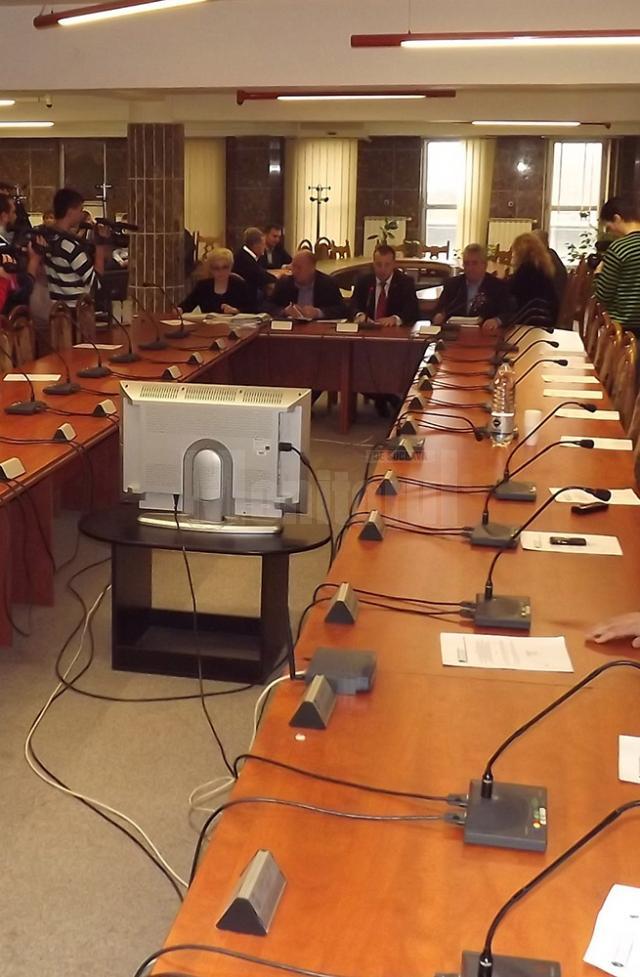 Şedinţă extraordinară de Consiliu Local, boicotată de aleşii PSD şi PNL