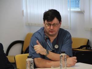 Dr. Tiberius Brădăţan a explicat că doar aproximativ 10% dintre pacienţii care se externează suportă coplata