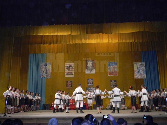 Spectacol aniversar susţinut de elevii Şcolii Gimnaziale „Ion Creangă” Suceava